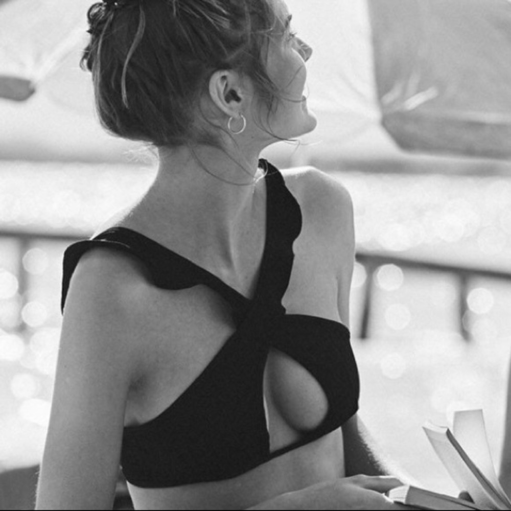 FOR LOVE & LEMONS LA PLAYA RUFFLE BIKINI TOP
